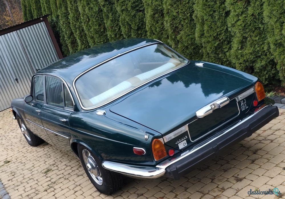 1974' Jaguar XJ photo #5