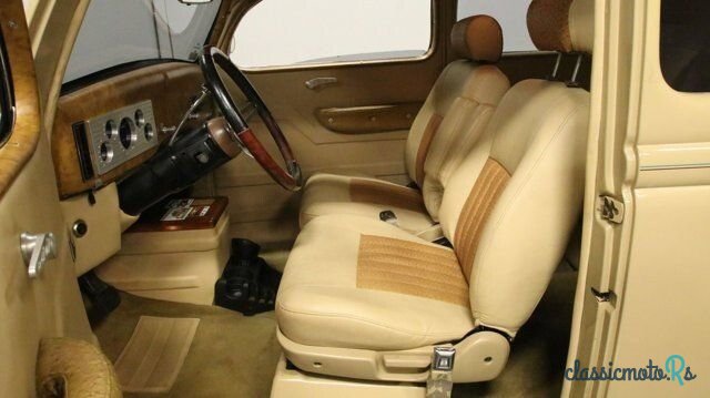 1935' Ford Tudor photo #3