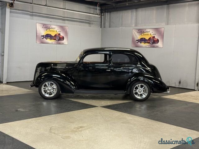 1938' Ford photo #1