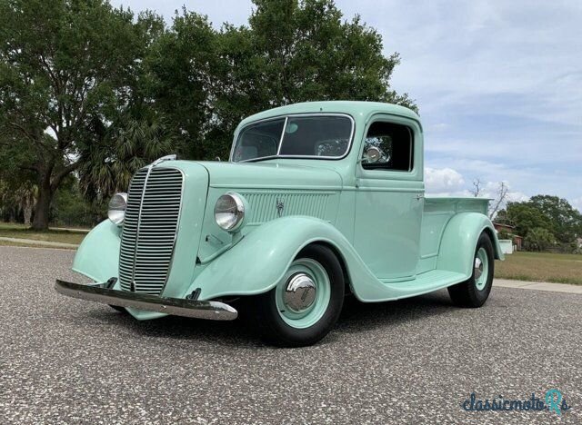 1937' Ford Pickup photo #1