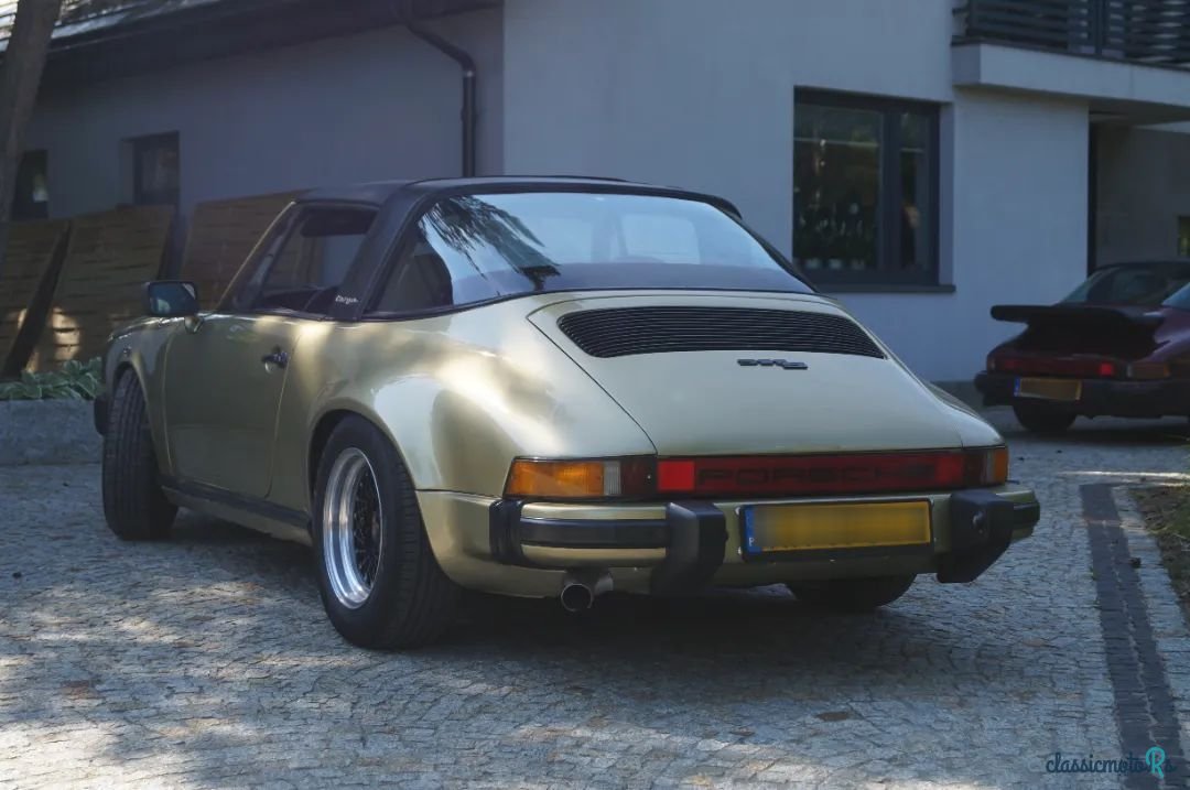 1976' Porsche 911 photo #2