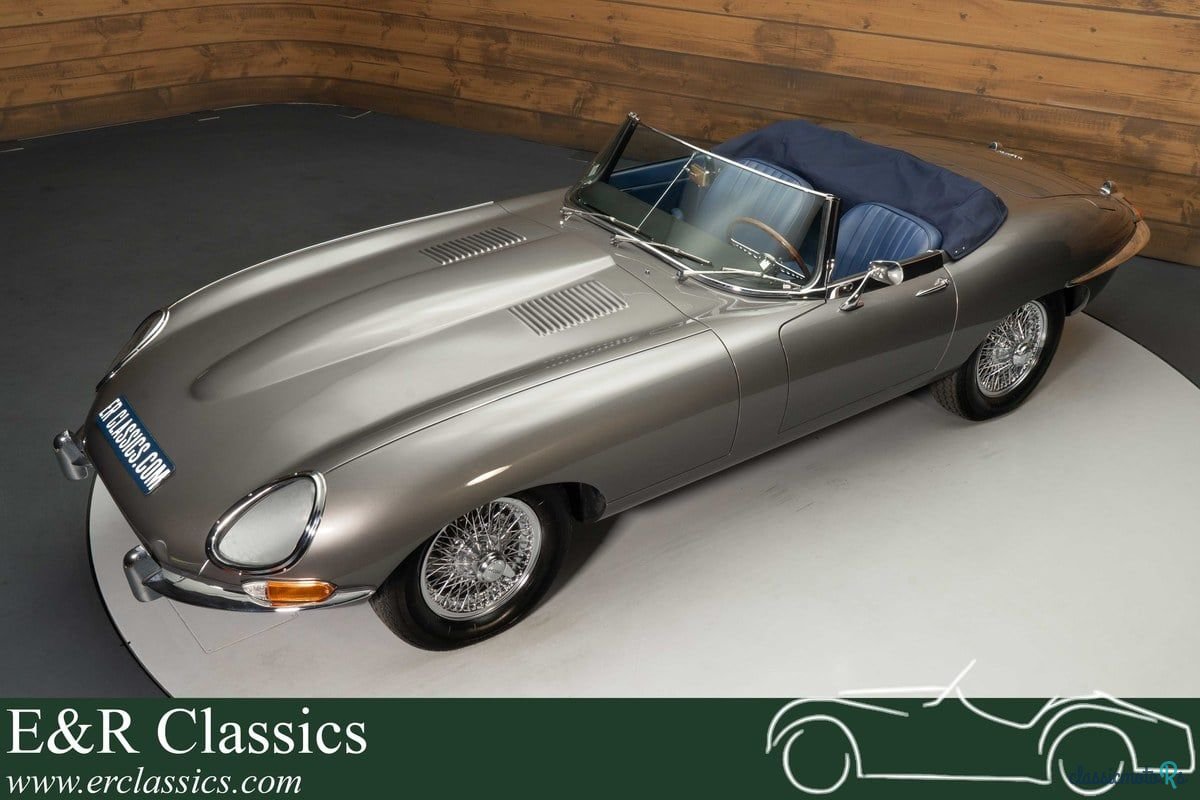1965' Jaguar E-Type photo #1