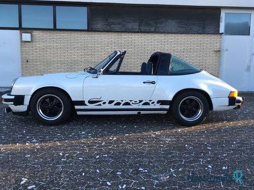 1973' Porsche 911 Carrera 2,7 Mfi Targa photo #2