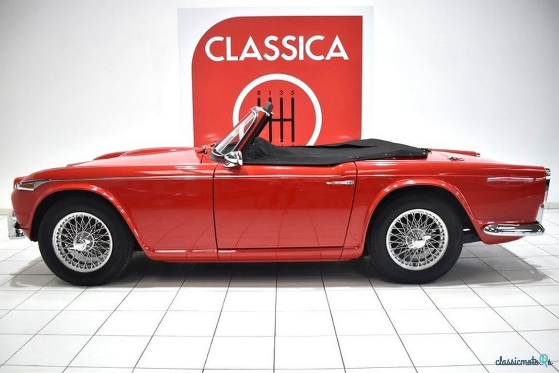 1965' Triumph TR4 photo #4