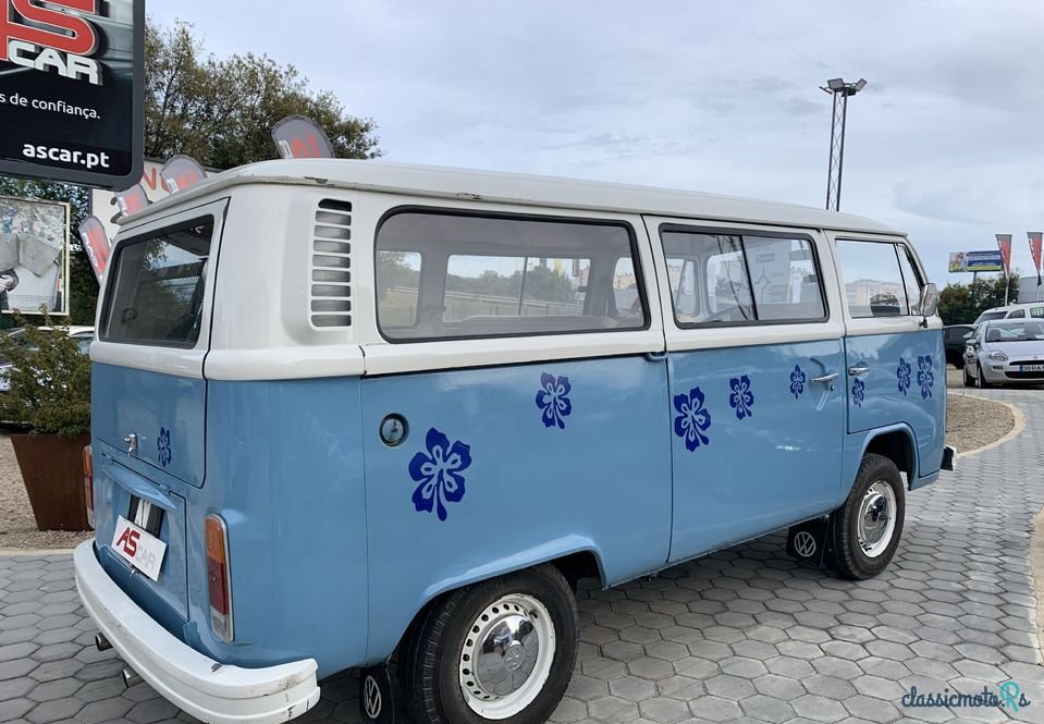 1974' Volkswagen Transporter photo #6