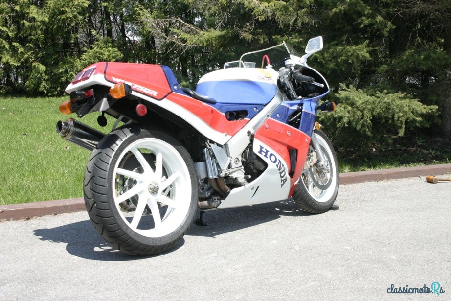 1988' Honda VFR750R photo #2