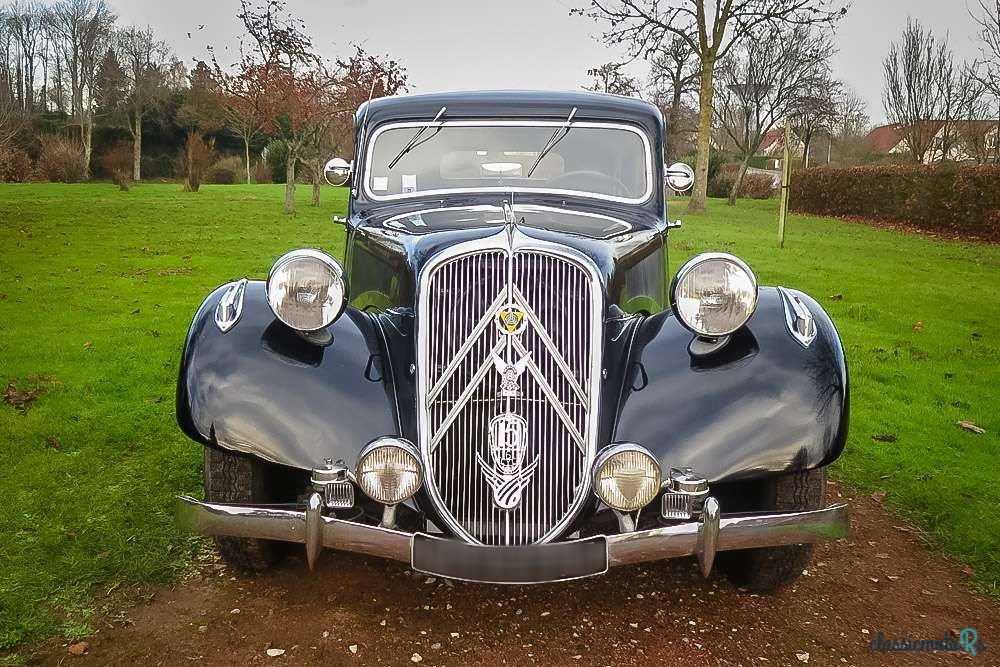 1949' Citroen Traction photo #1