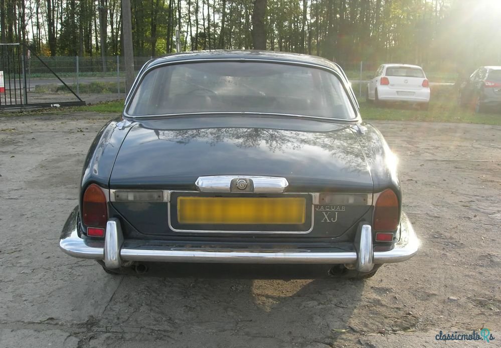 1974' Jaguar XJ photo #2