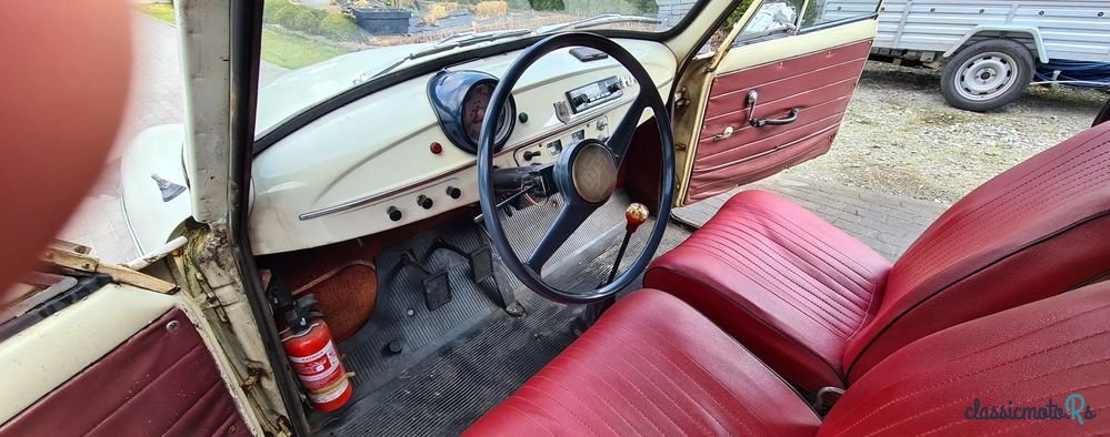 1980' Syrena 105 photo #3