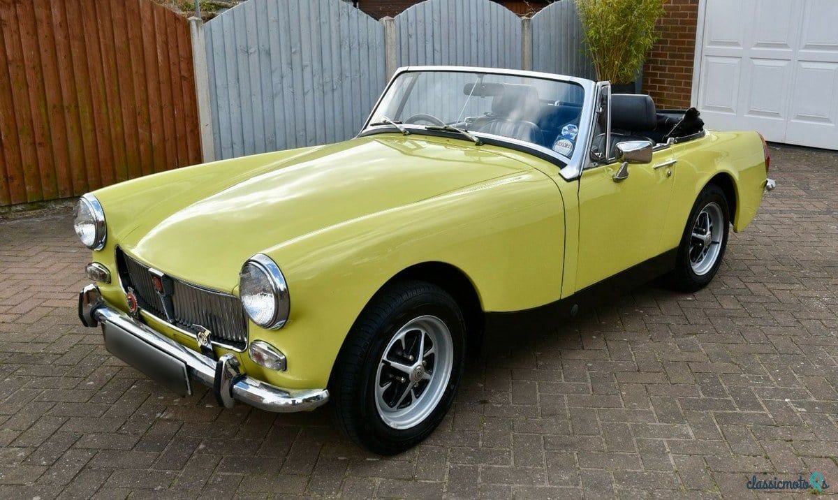 1974' MG Midget photo #6
