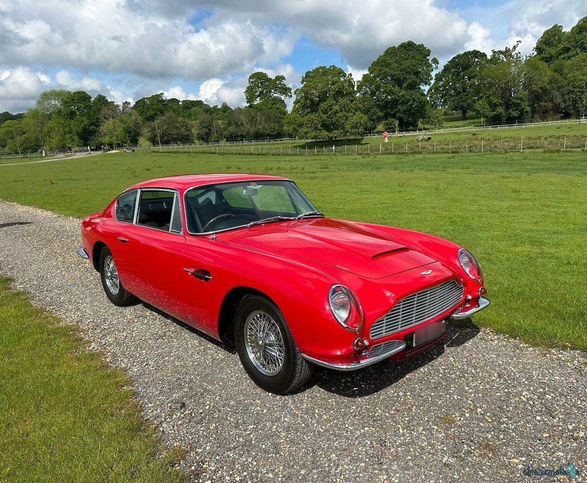 1965' Aston Martin DB6 photo #1