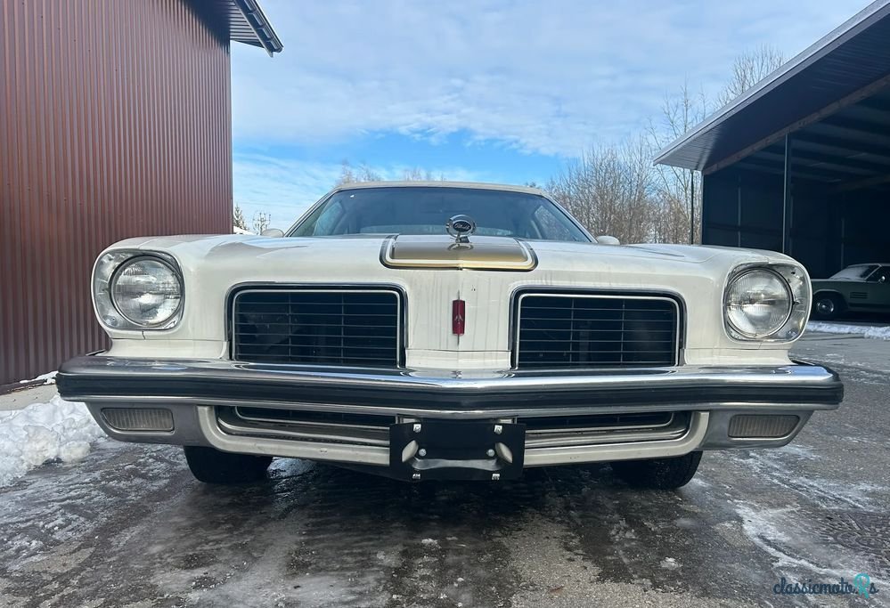 1974' Oldsmobile Cutlass photo #2