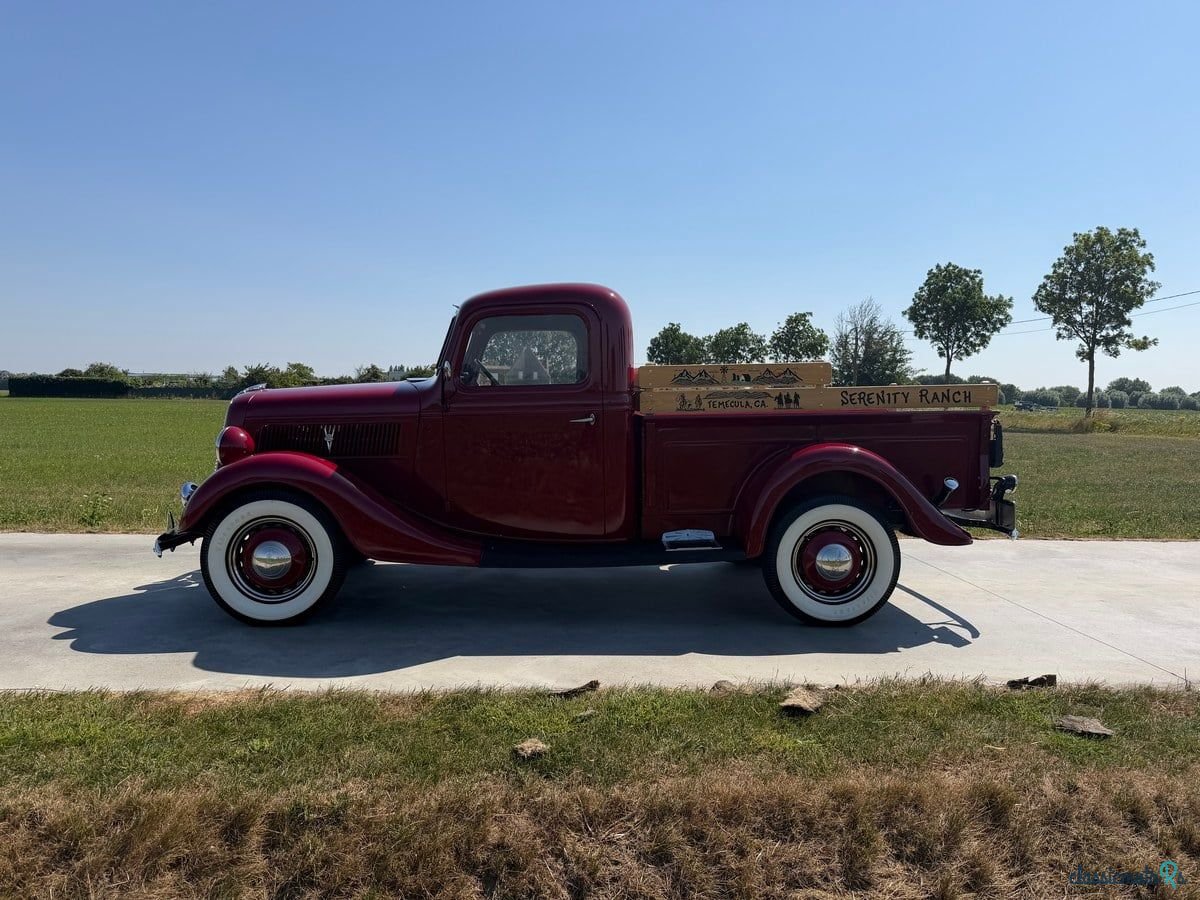 1937' Ford Pickup photo #5