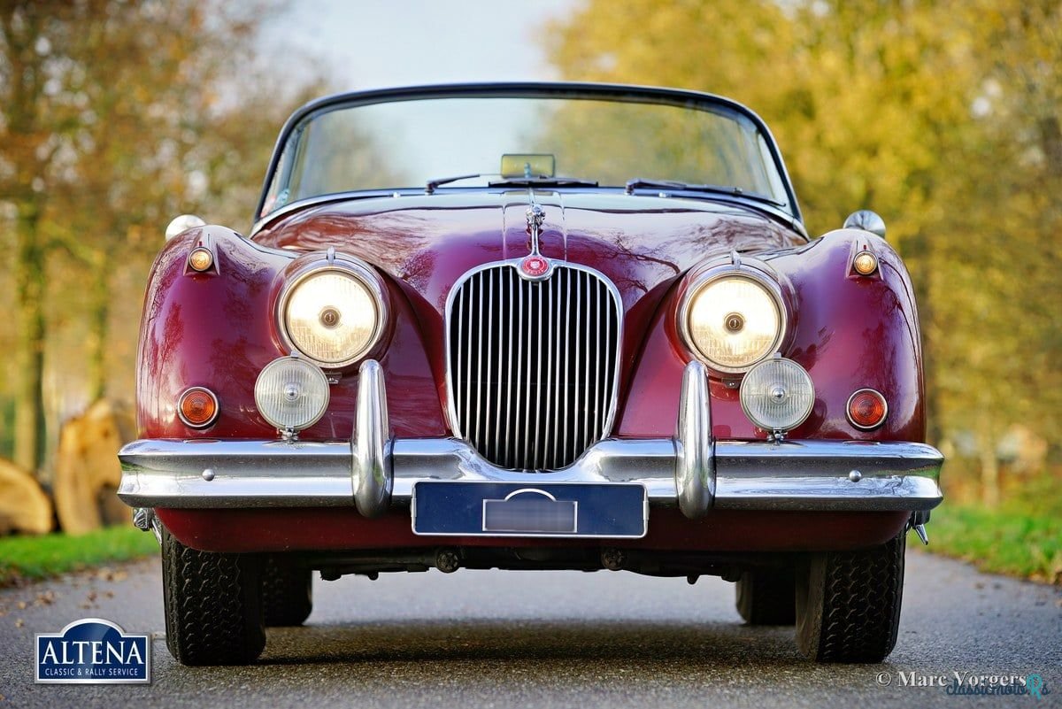 1958' Jaguar Xk150 photo #2