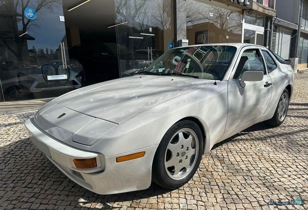 1987' Porsche 944 Standard photo #3