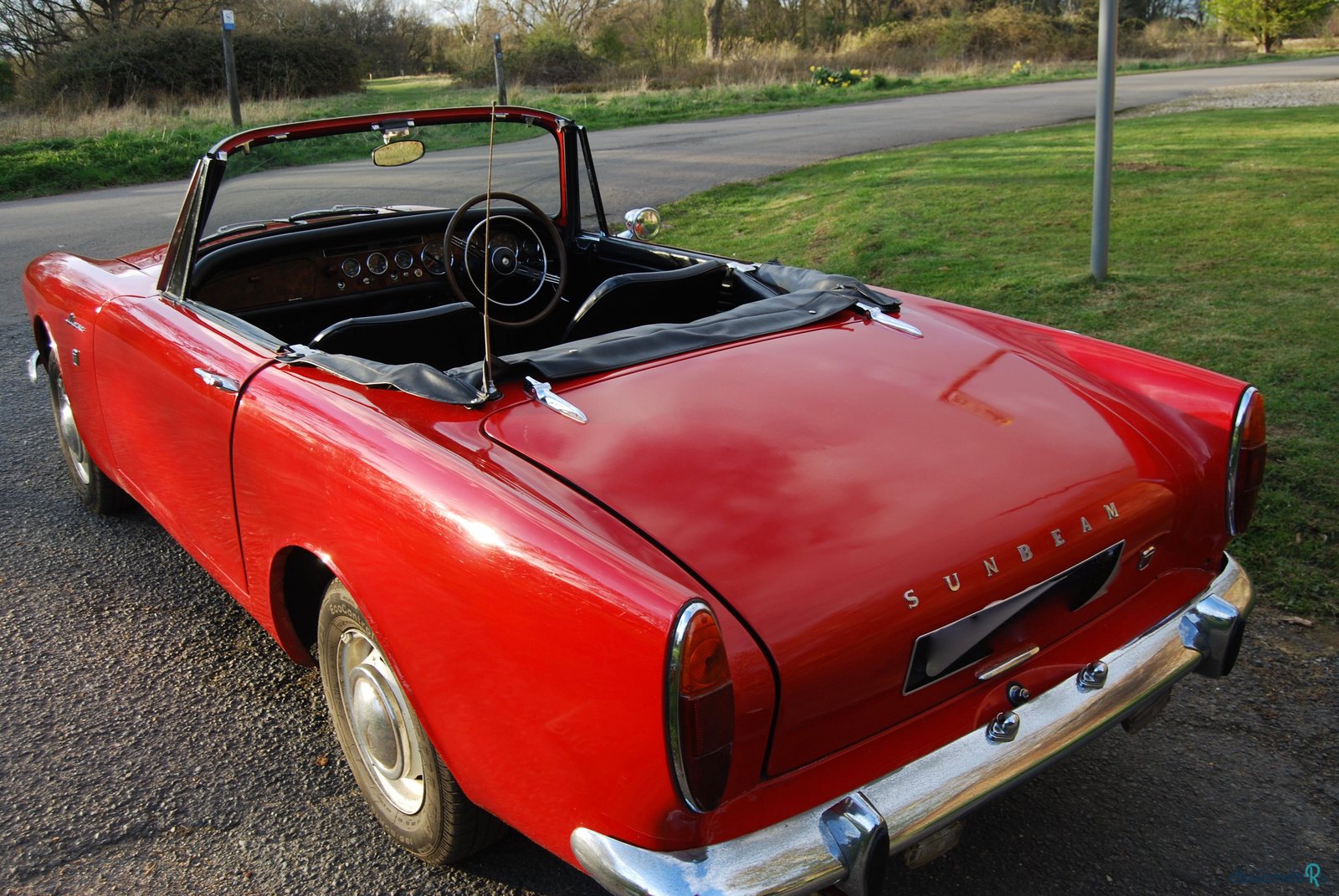 1968' Sunbeam Alpine photo #2