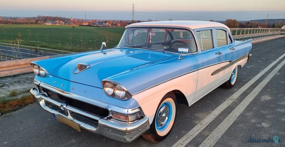1958' Ford Fairlane photo #1