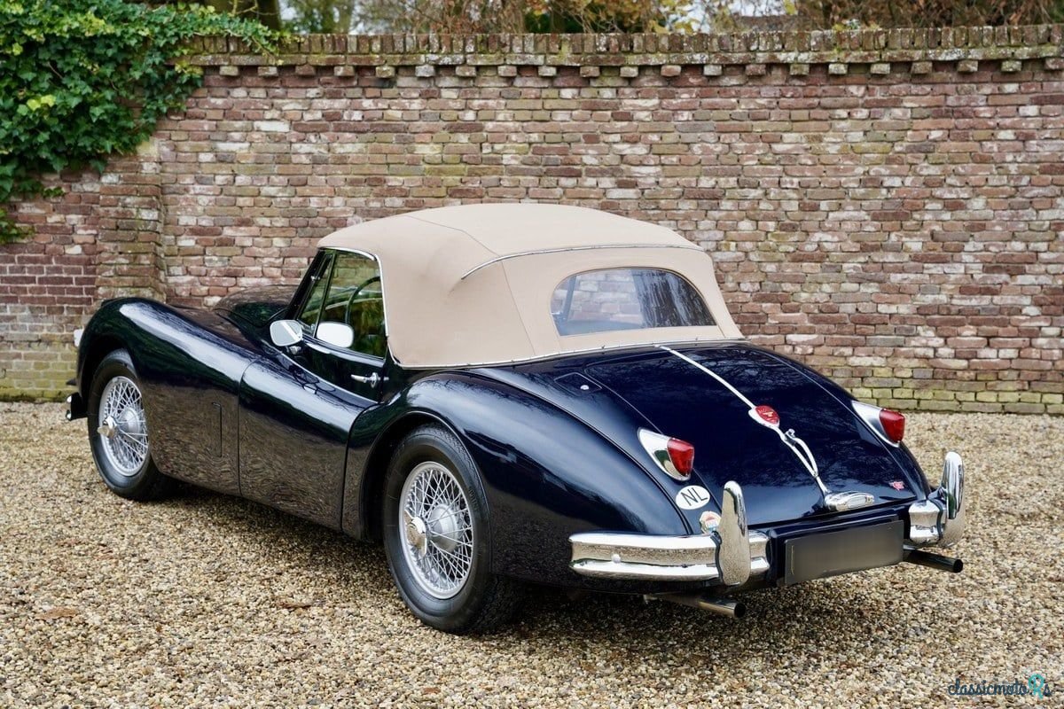 1957' Jaguar Xk140 photo #2