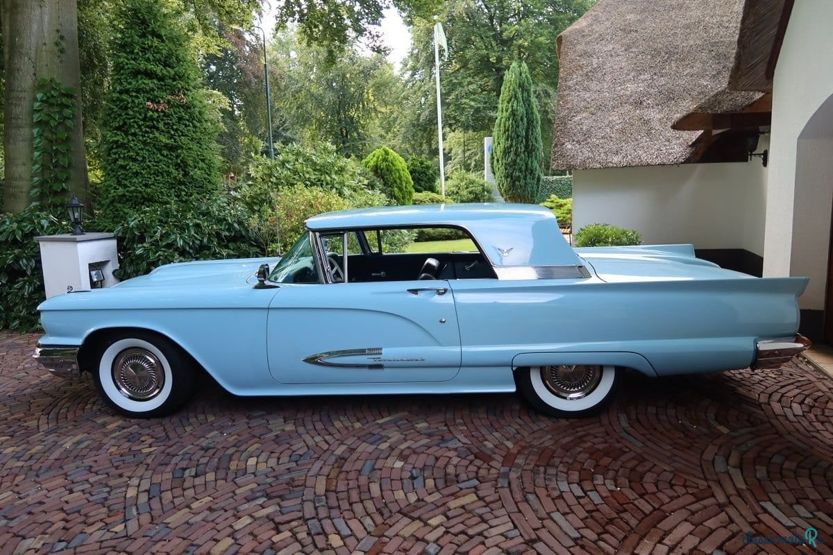 1959' Ford Thunderbird photo #1