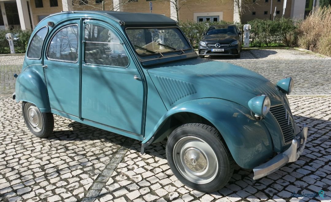 1960' Citroen 2CV photo #6