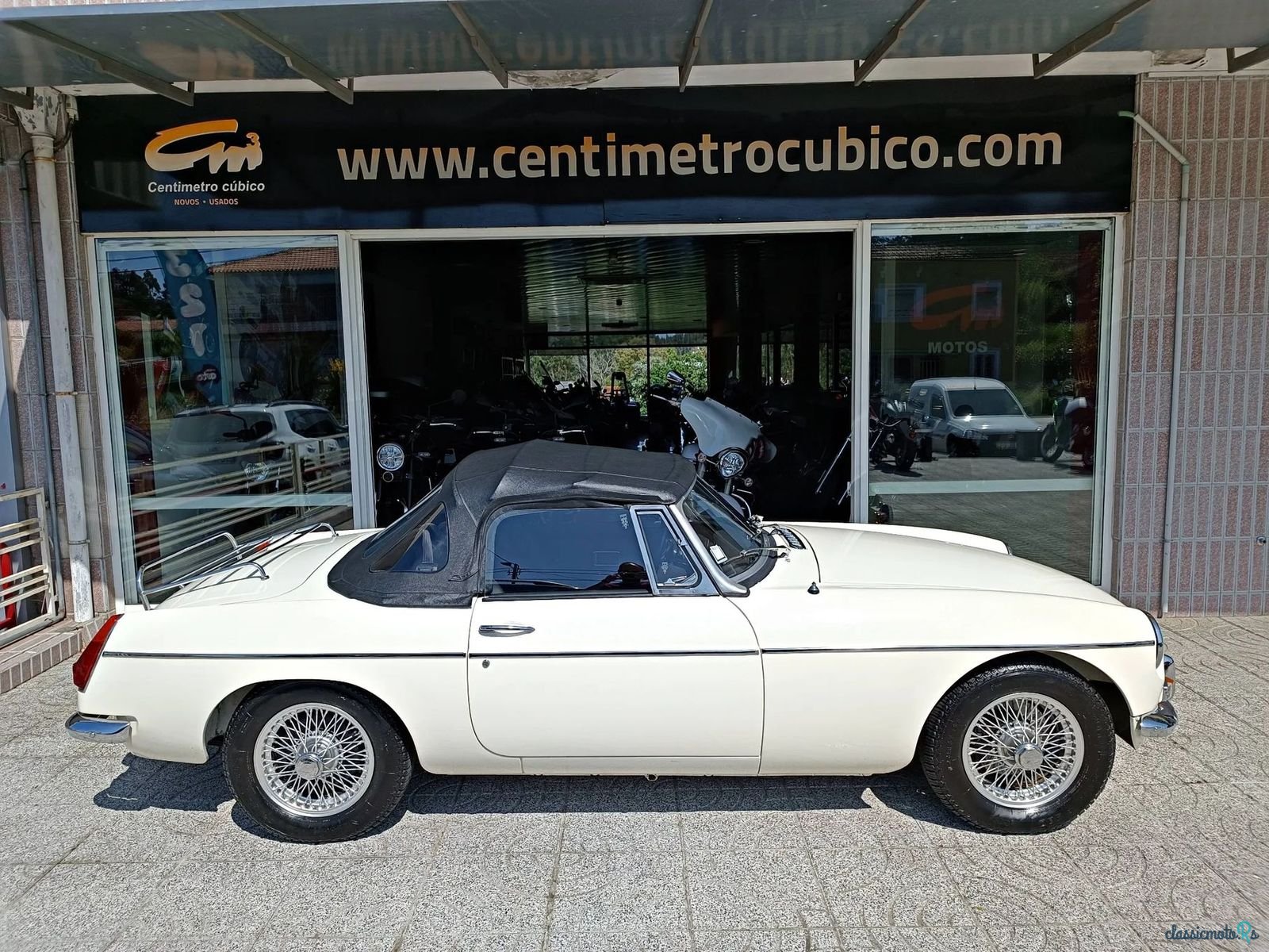 1972' MG MGB photo #3
