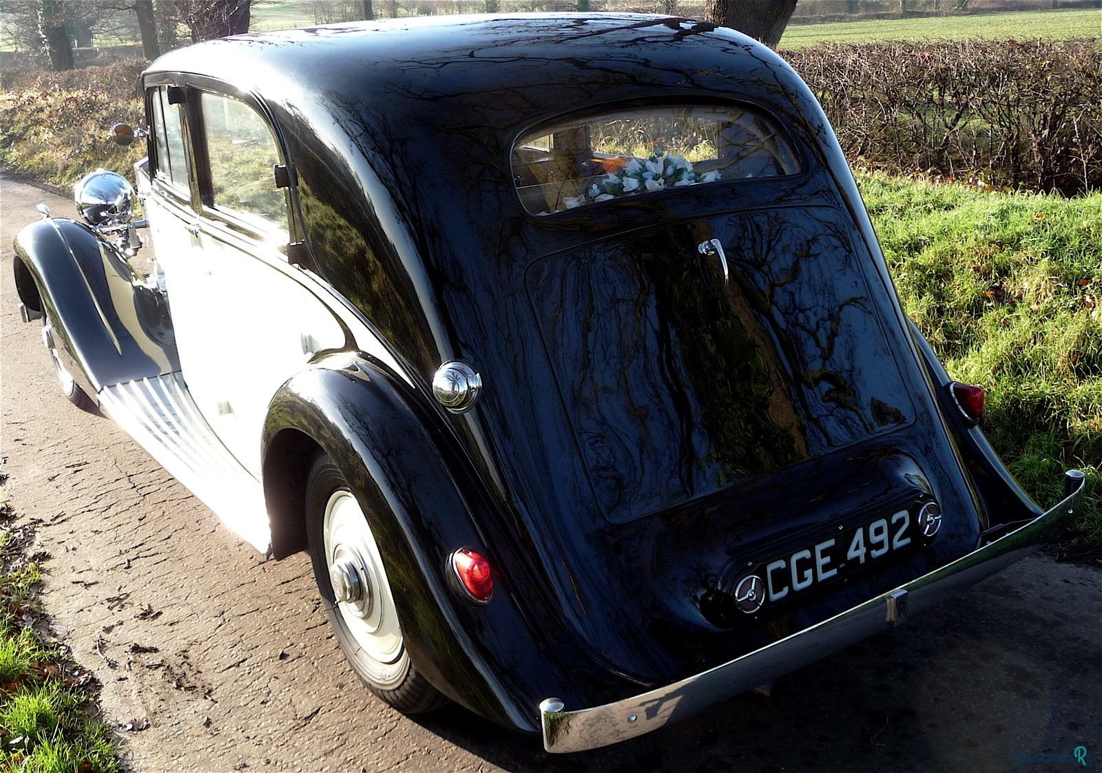 1939' Rolls-Royce Silver Wraith photo #3