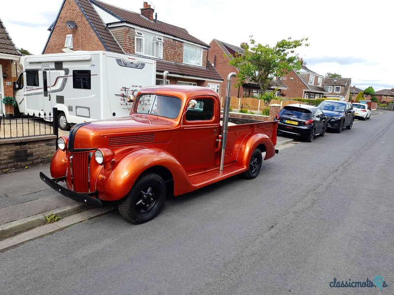 1940' Ford Pick Up photo #1