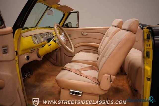 1946' Ford Deluxe photo #4