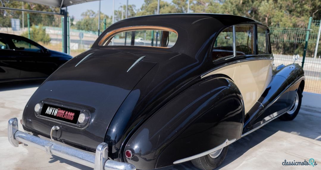 1952' Rolls-Royce Silver Wraith photo #3