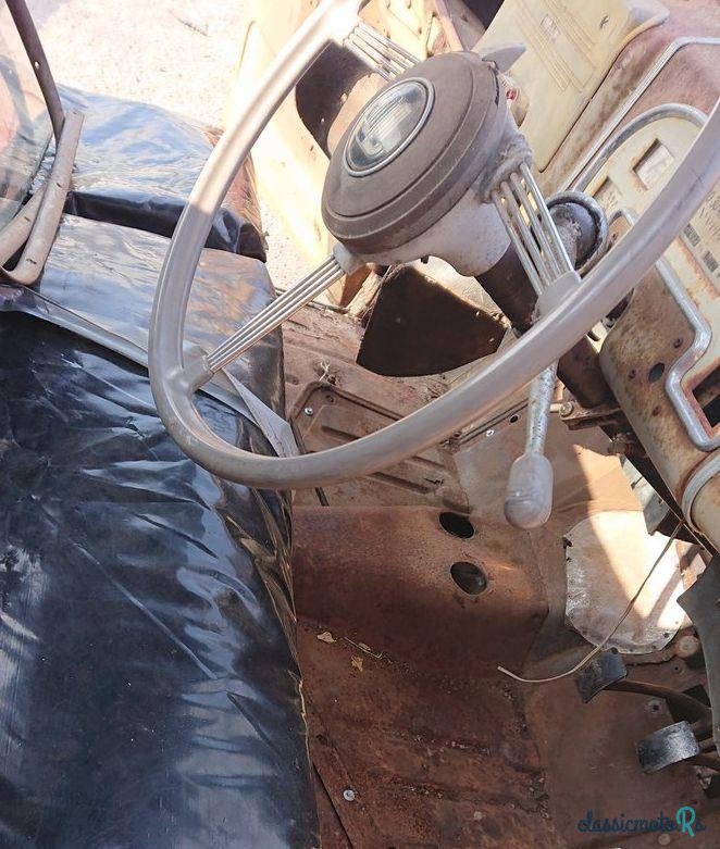 1949' Standard Vanguard Pick Up Phase 1 photo #3