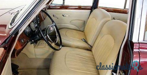 1963' Jaguar Mk2 Saloon 1963 With Overdrive photo #4