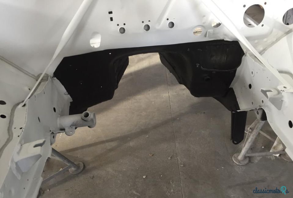 1977' Mercedes-Benz 240 photo #5