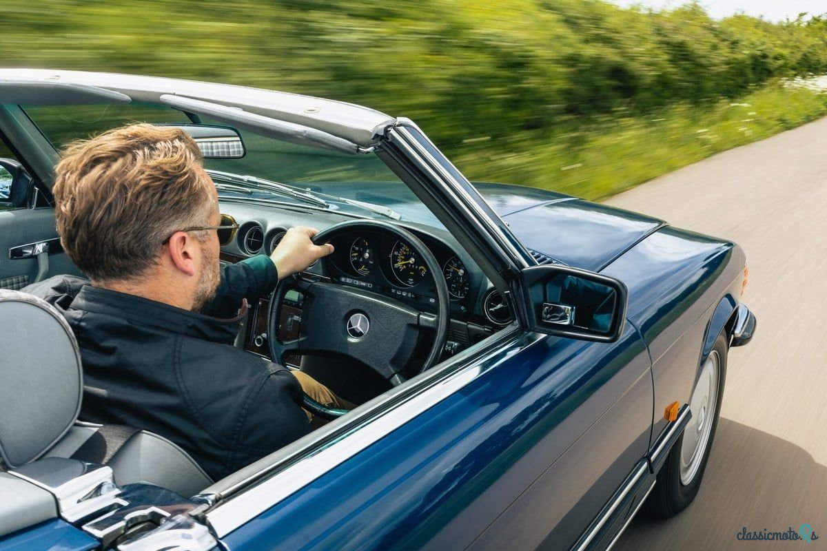 1987' Mercedes-Benz Sl Class photo #4