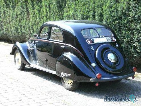 1938' Peugeot 302  Berline photo #6