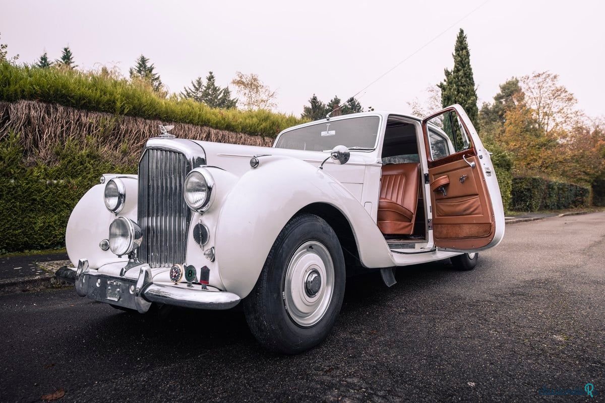 1953' Bentley R Type photo #3