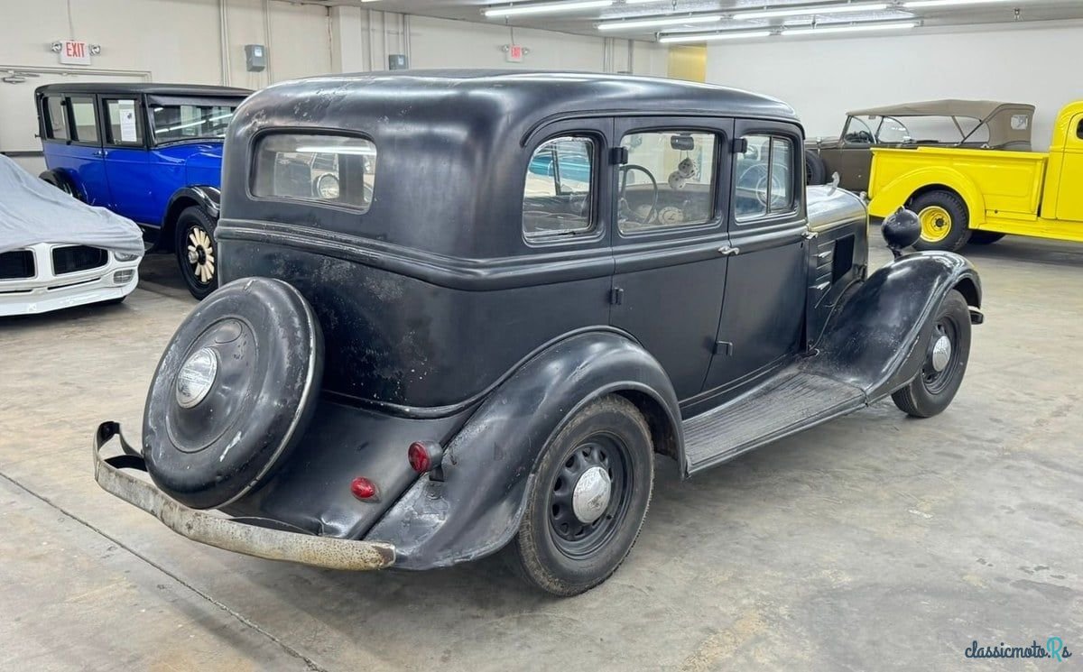 1934' Plymouth Deluxe photo #5