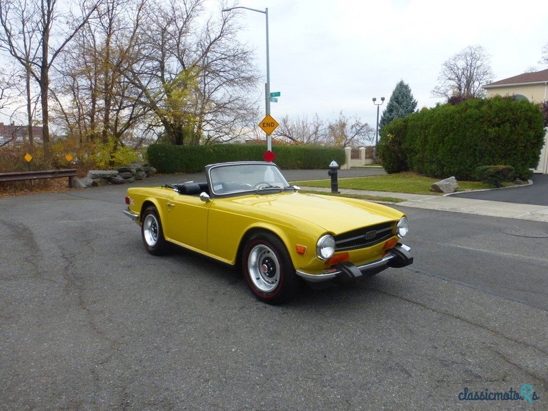 1974' Triumph TR6 photo #1