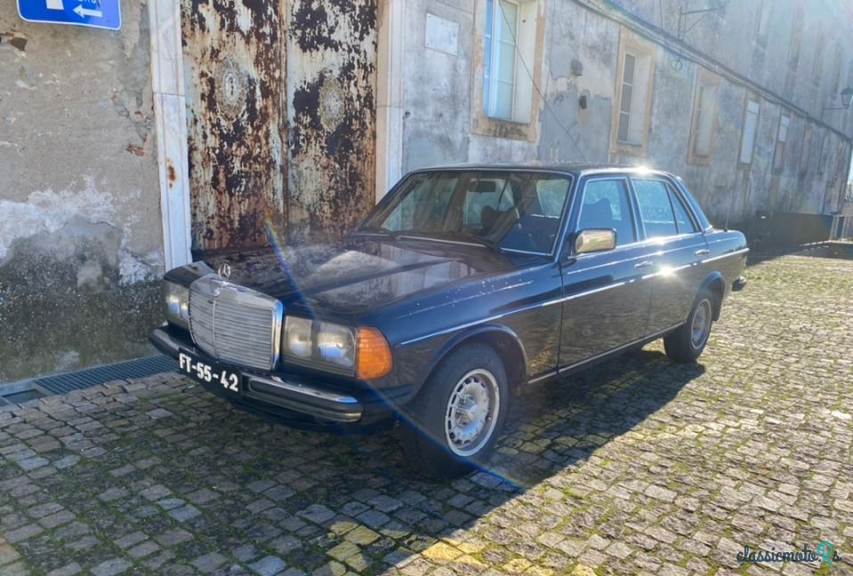 1978' Mercedes-Benz 300 photo #2