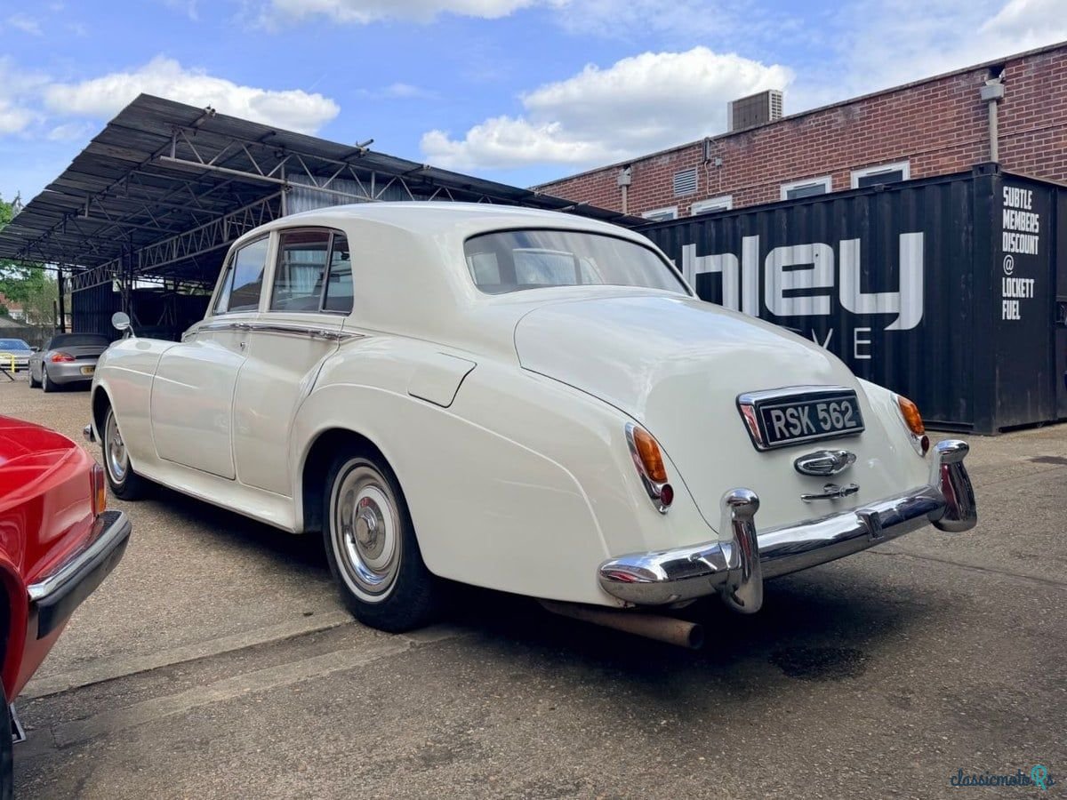 1961' Bentley 3 1/2 Litre photo #2
