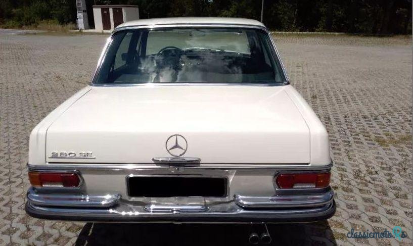 1970' Mercedes-Benz 280 Se Sedan photo #3