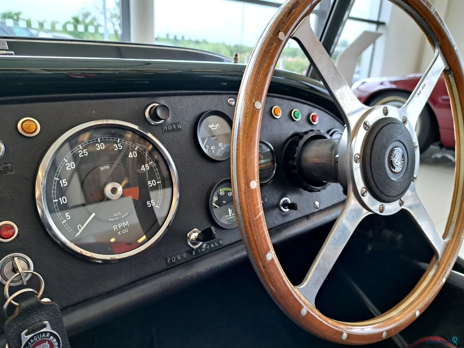 1968' Jaguar photo #6