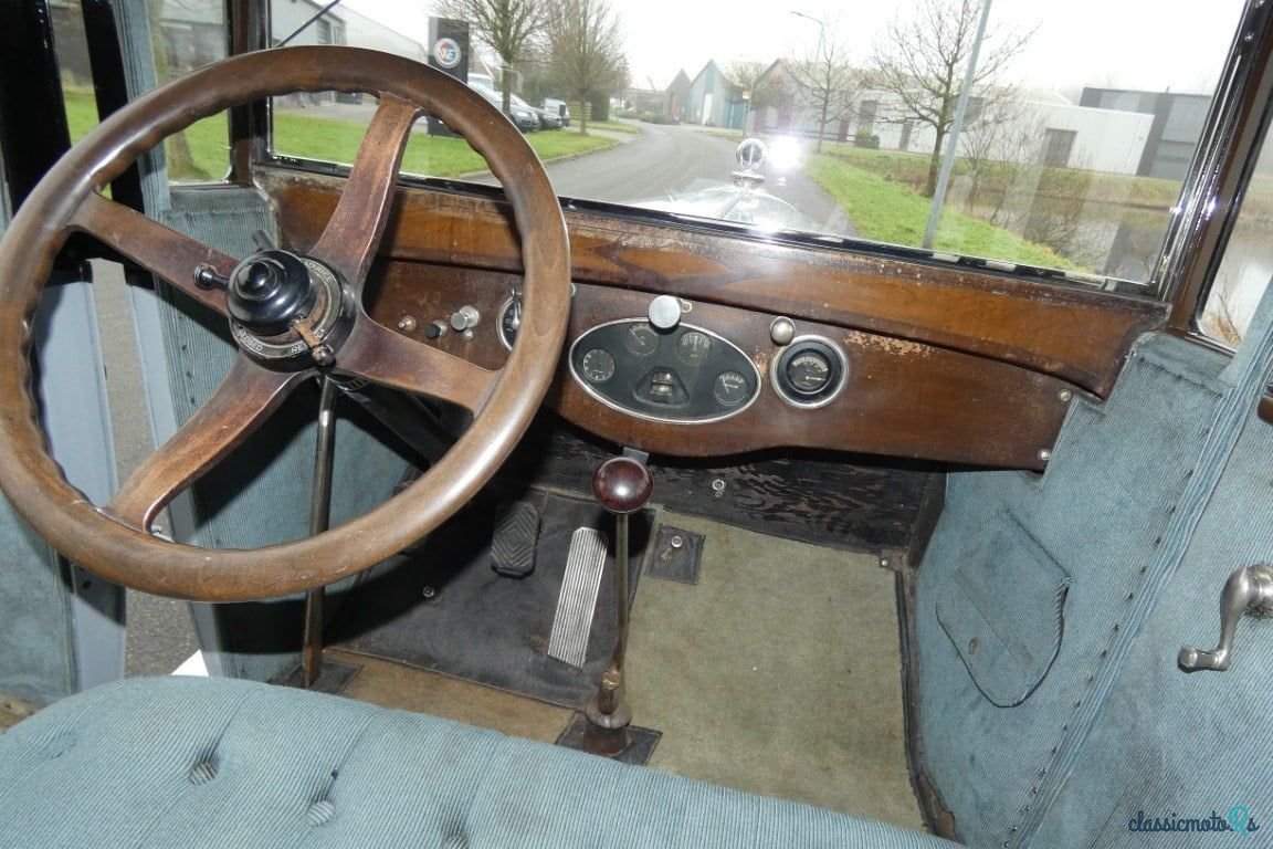 1927' Locomobile 8-80 photo #6