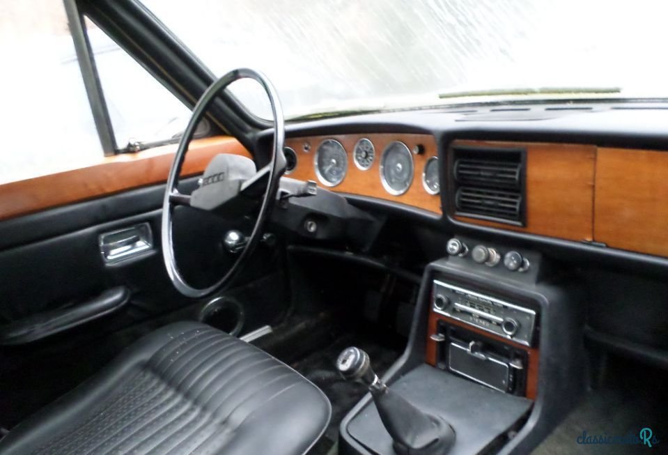 1974' Triumph 2000 Mk2 Saloon photo #5