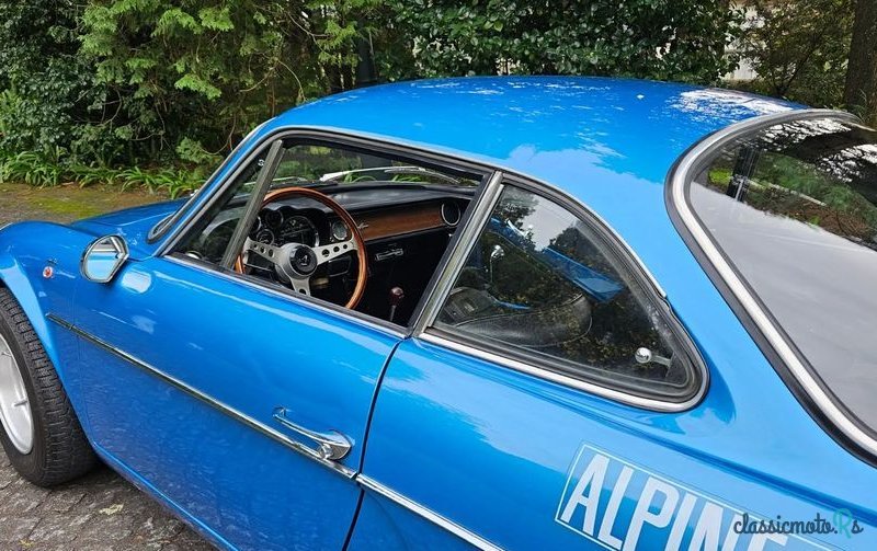 1974' Alpine A110 photo #4