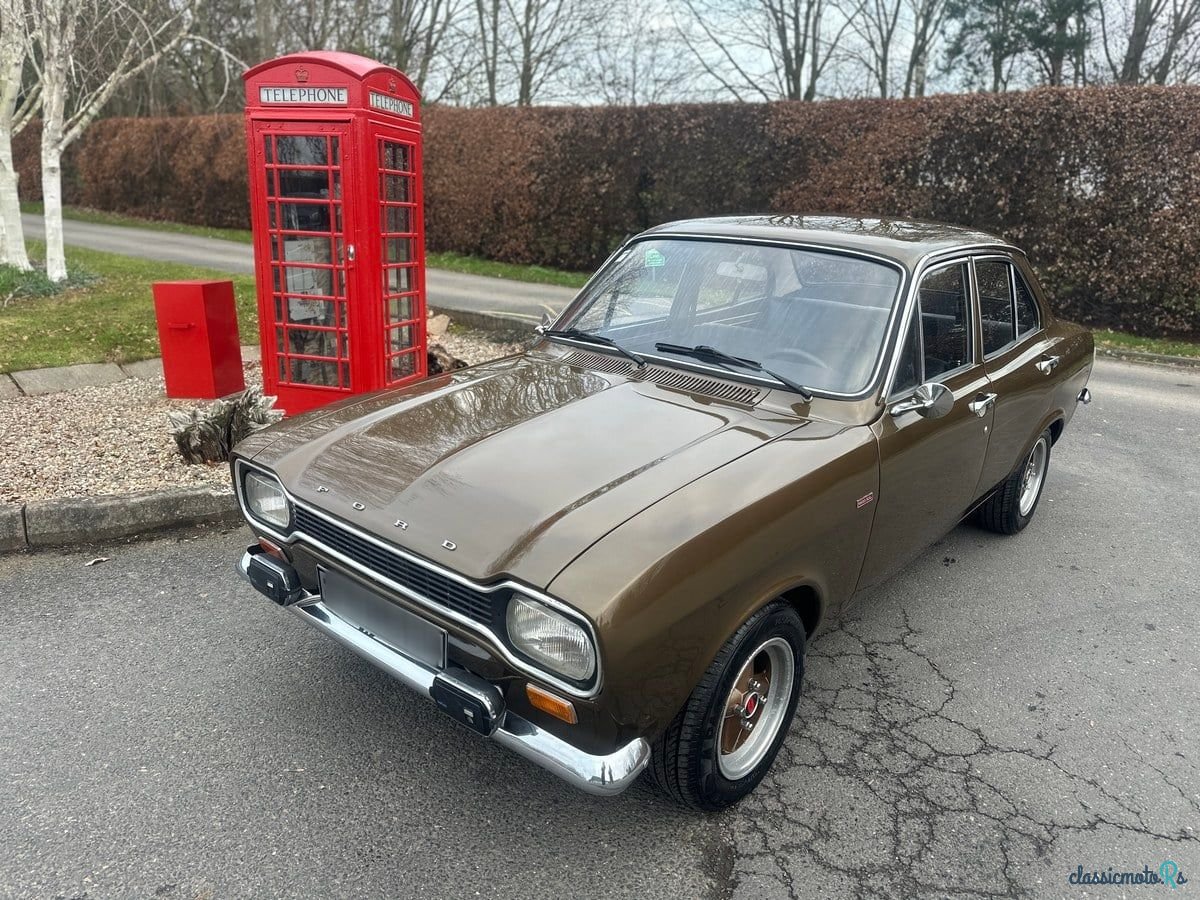 1973' Ford Escort photo #2