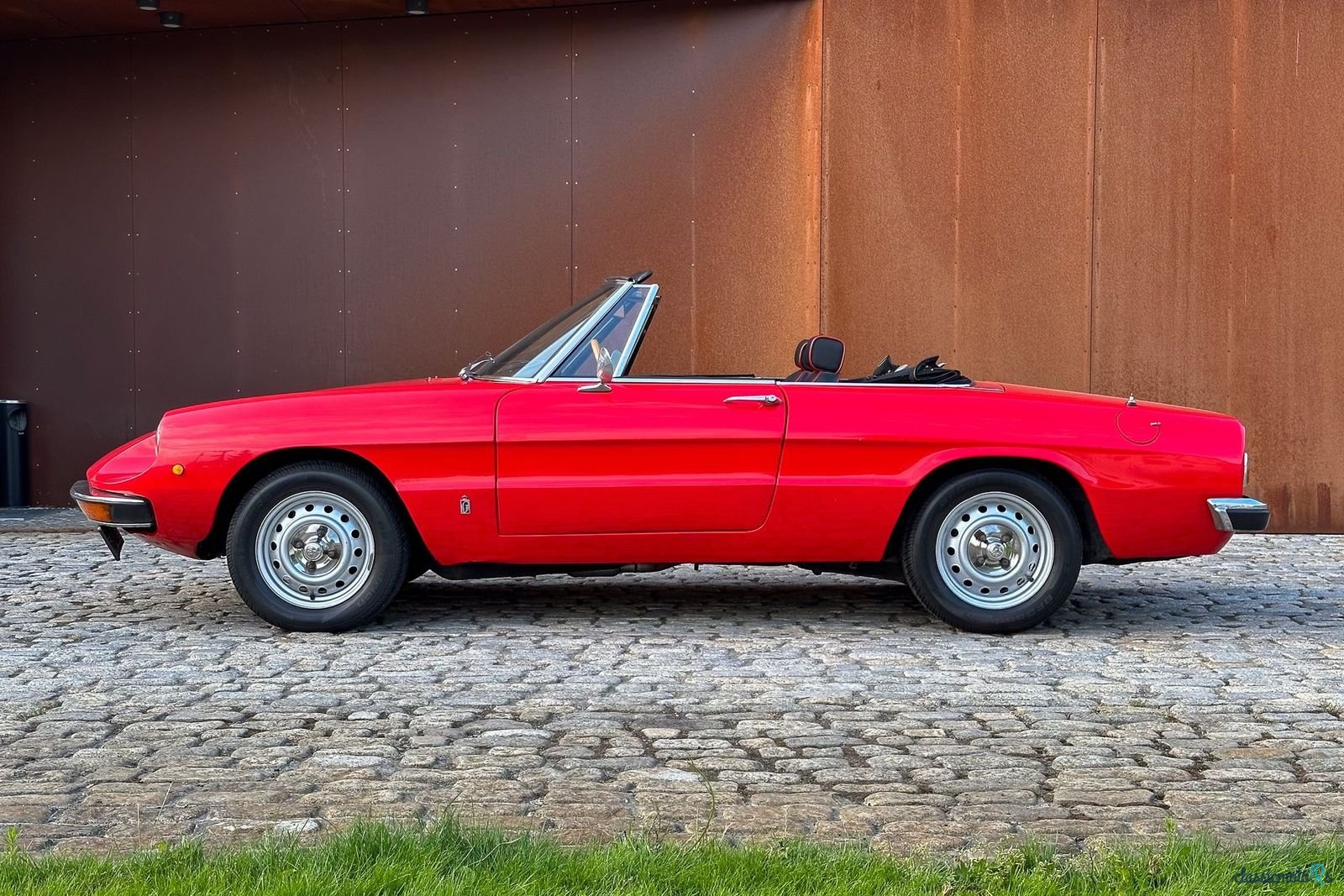 1975' Alfa Romeo Spider for sale. Poland