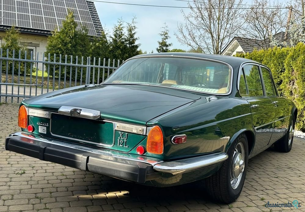 1974' Jaguar XJ photo #6