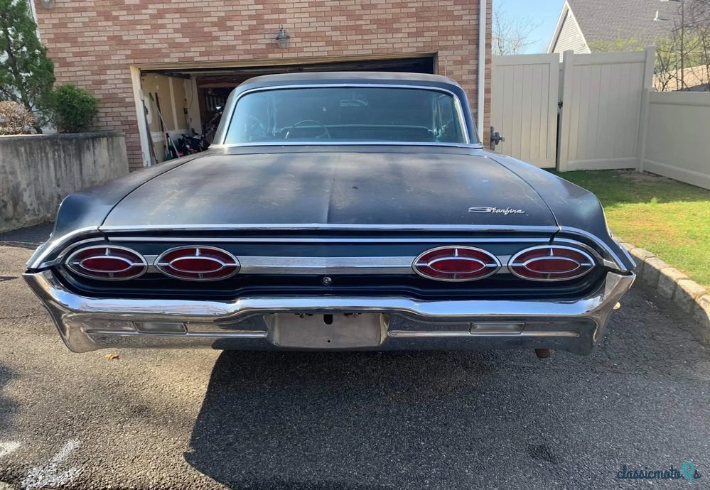 1962' Oldsmobile Starfire photo #3