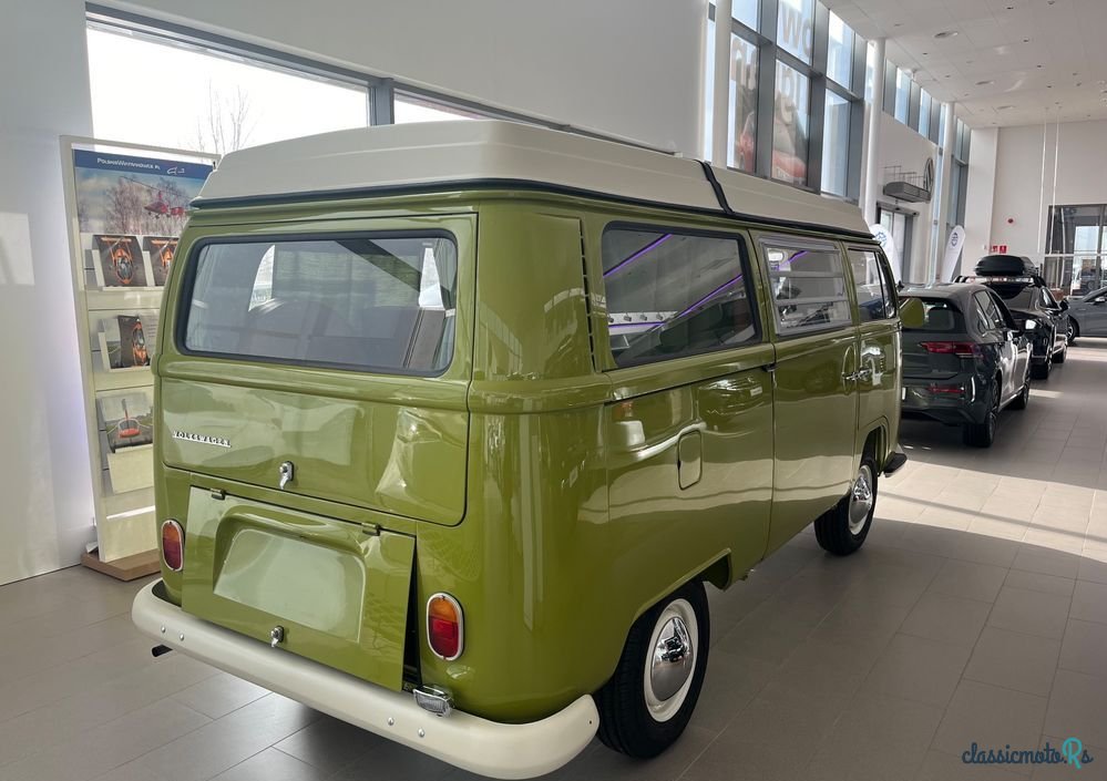 1969' Volkswagen T2 Westfalia photo #2