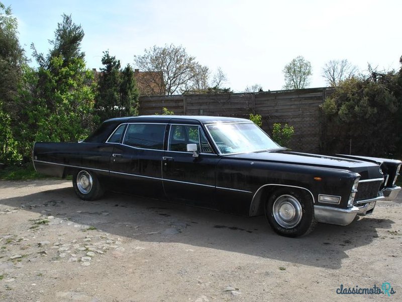 1968' Cadillac Fleetwood photo #2